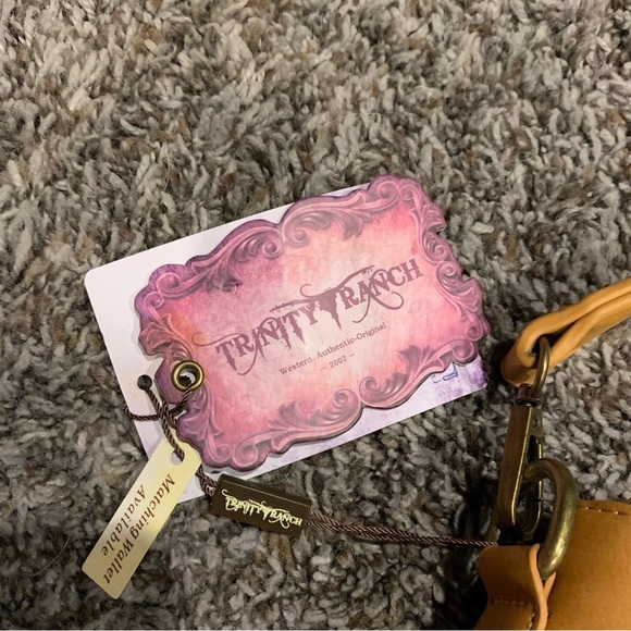 Women’s Trinity Ranch Leather Purse - Picture 15 of 16